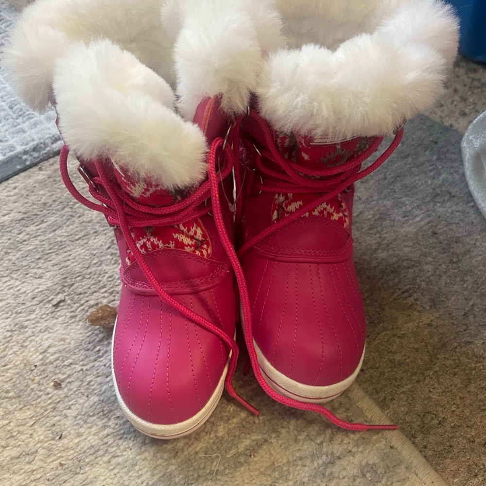 Dream Pairs Fuchsia Kids Snow Boots